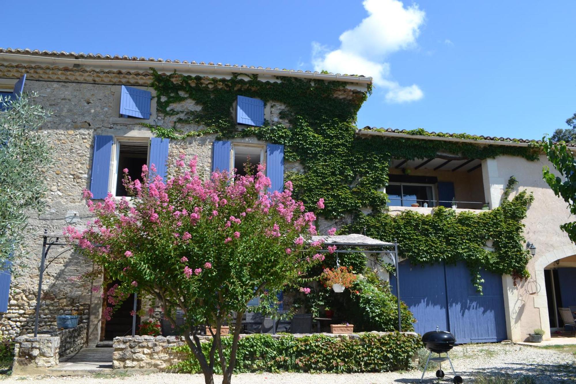 Ferme De Palumiane - Chambres Climatisees Visan Exterior foto